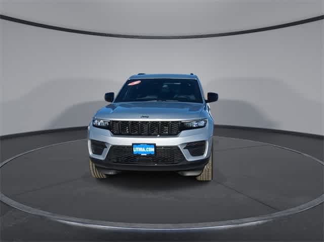 Thumbnail: 2024 Jeep Grand Cherokee - 3