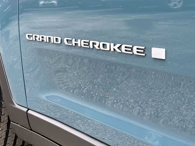 Thumbnail: 2026 Jeep Grand Cherokee - 15