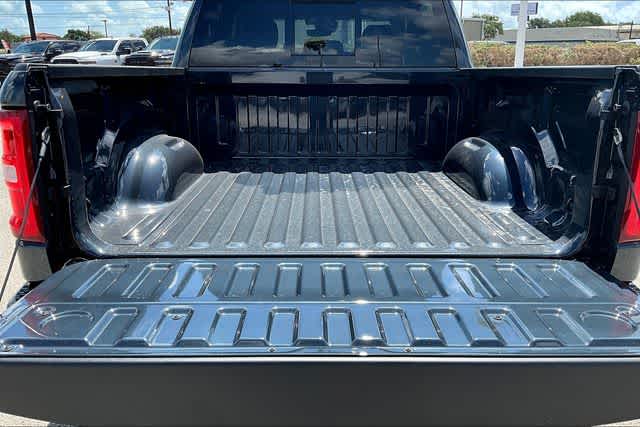 Thumbnail: 2026 RAM 1500 - 19