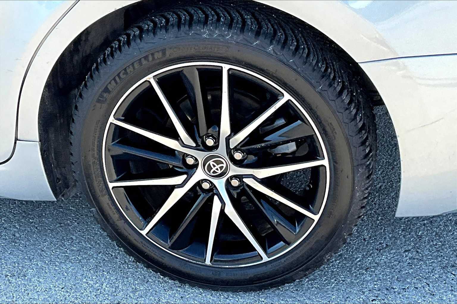 Thumbnail: 2022 Toyota Camry - 31