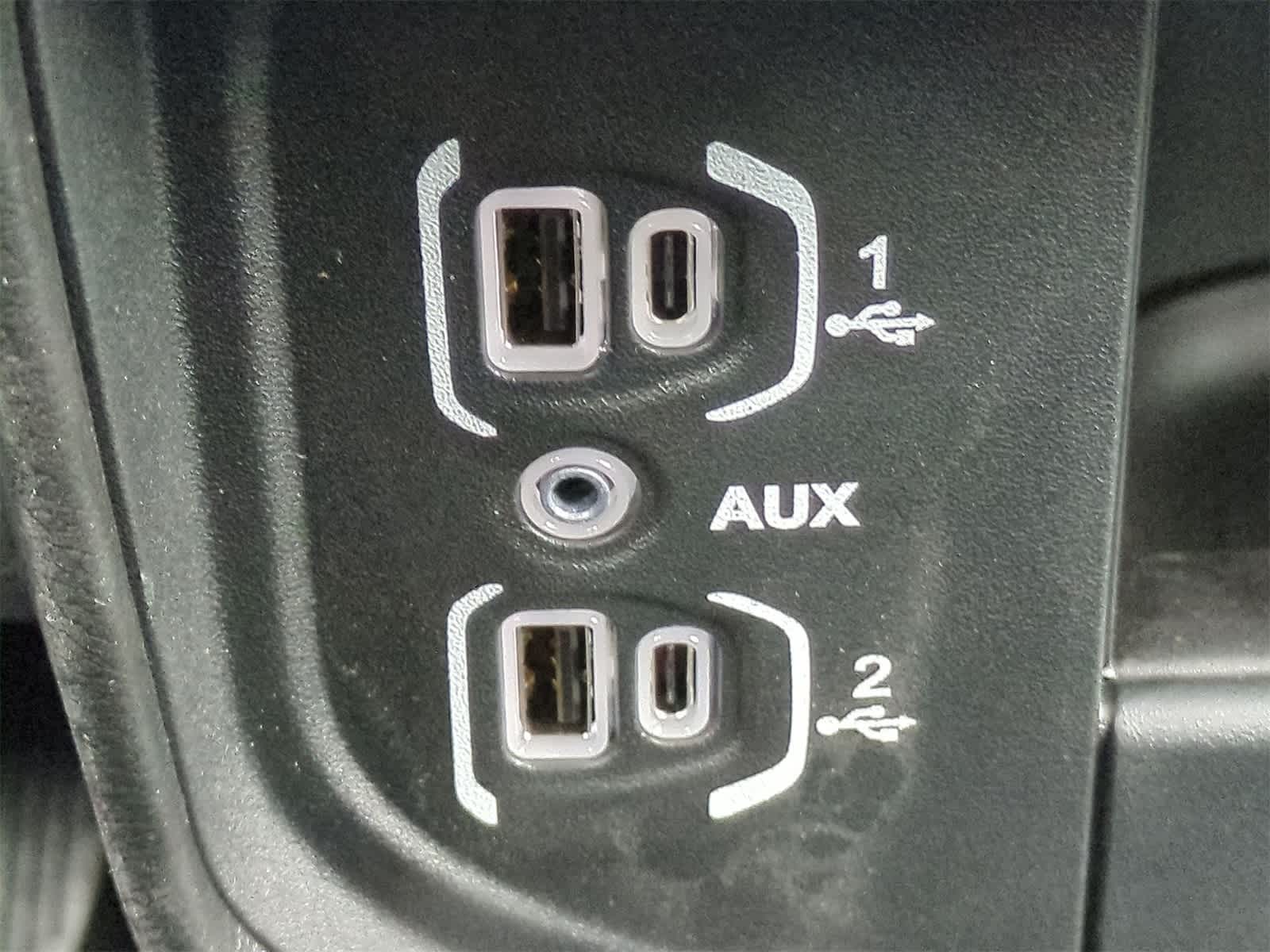 2025 RAM 3500 Tradesman 32