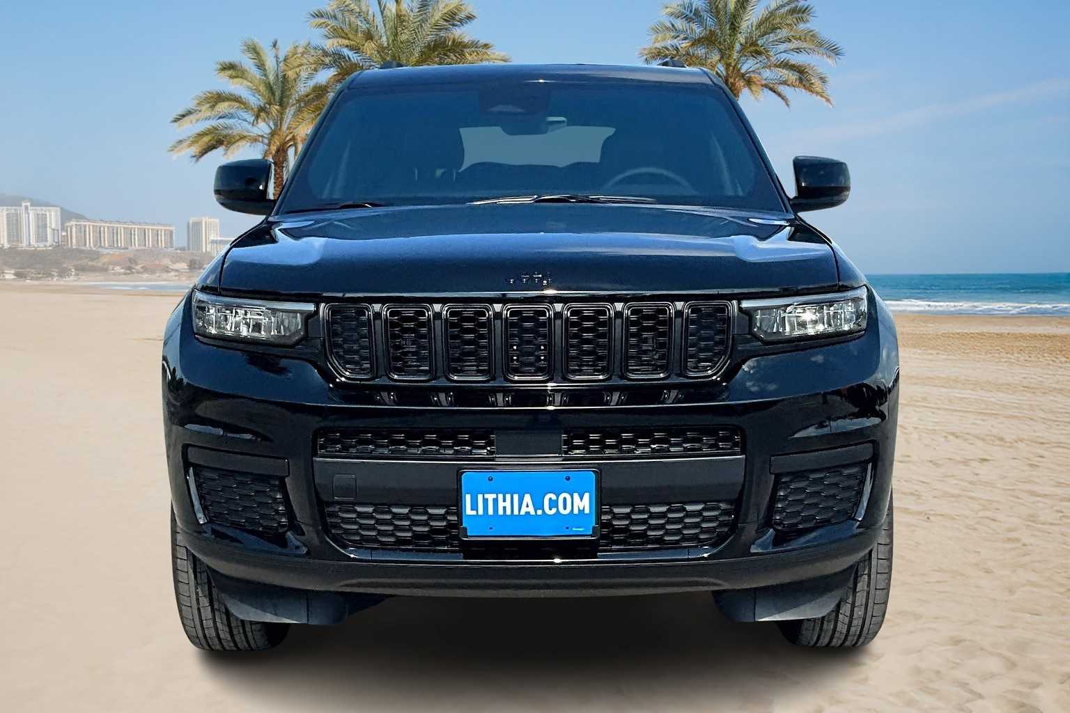 Thumbnail: 2025 Jeep Grand Cherokee - 6