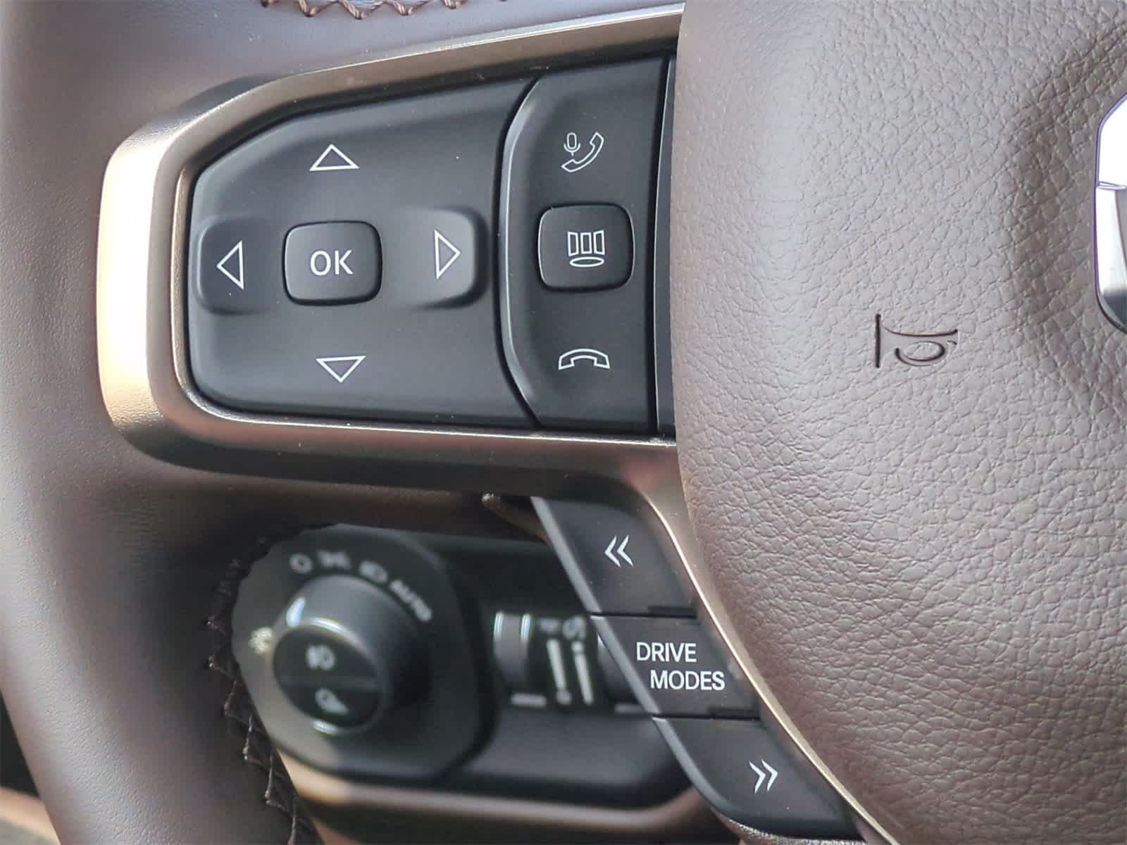 Thumbnail: 2025 RAM 1500 - 24