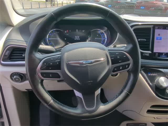 Thumbnail: 2021 Chrysler Pacifica - 22