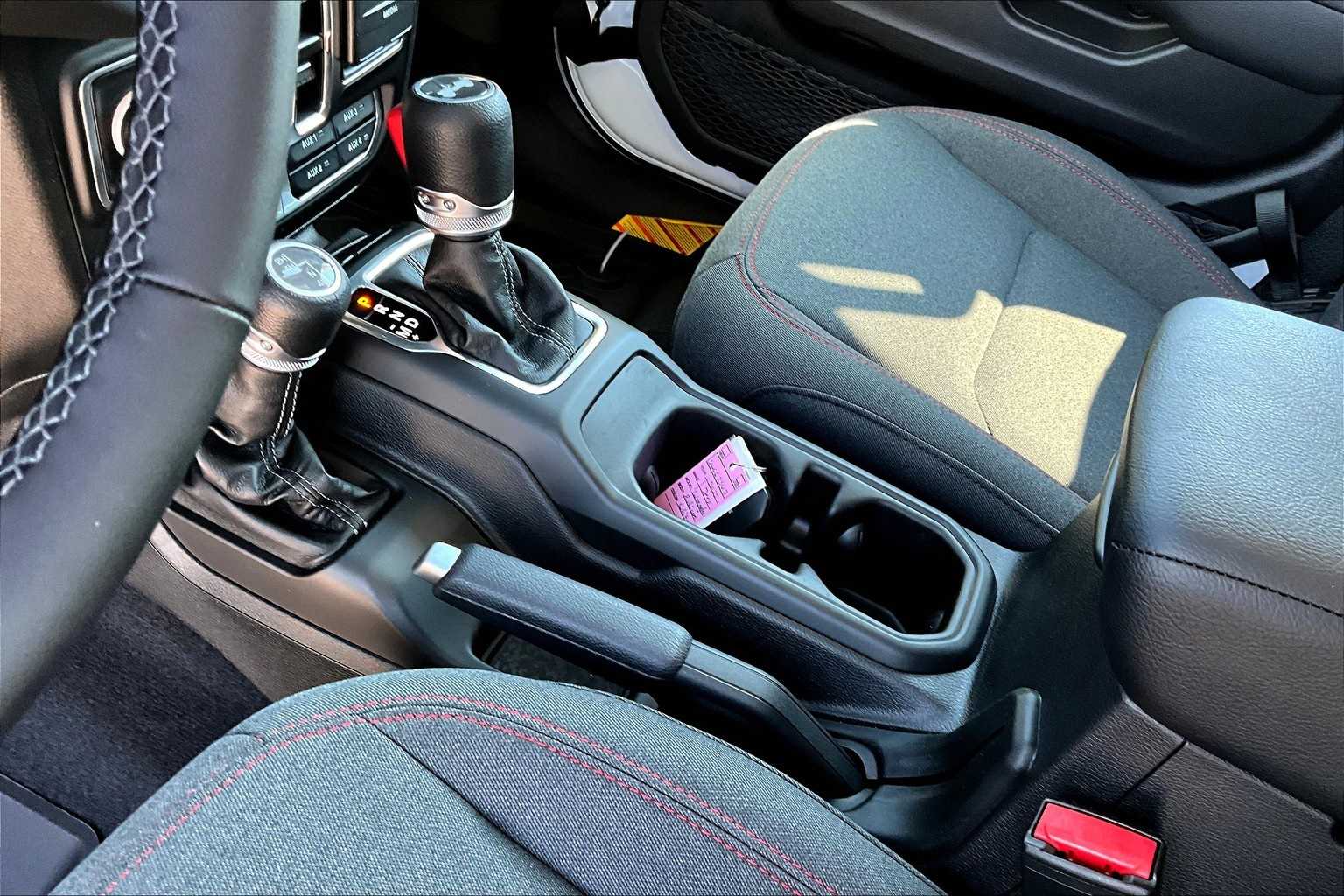 Thumbnail: 2025 Jeep Wrangler - 16