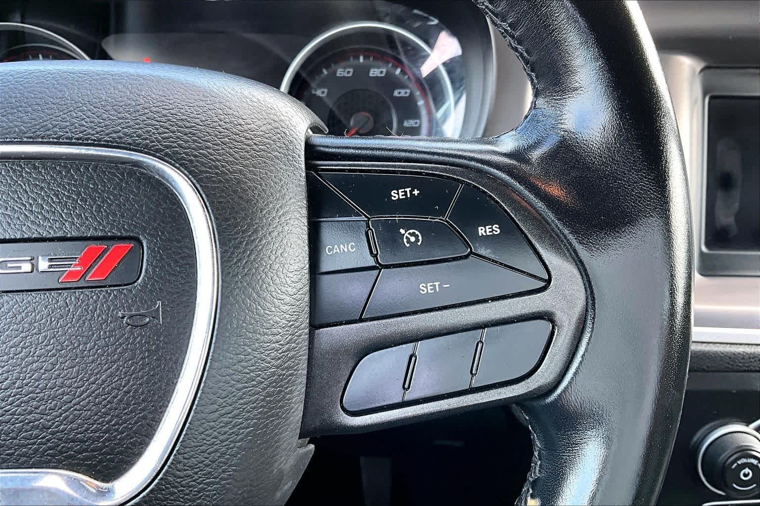 Thumbnail: 2022 Dodge Charger - 23