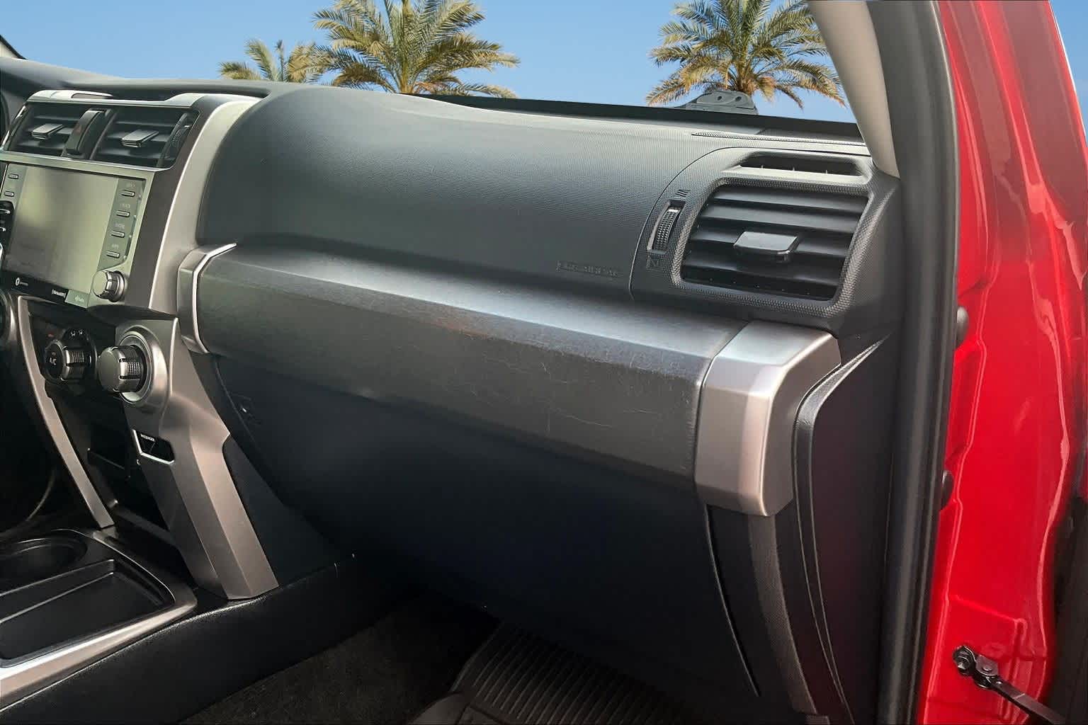 Thumbnail: 2021 Toyota 4Runner - 21