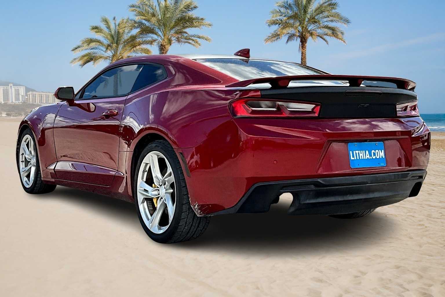 Thumbnail: 2017 Chevrolet Camaro - 4