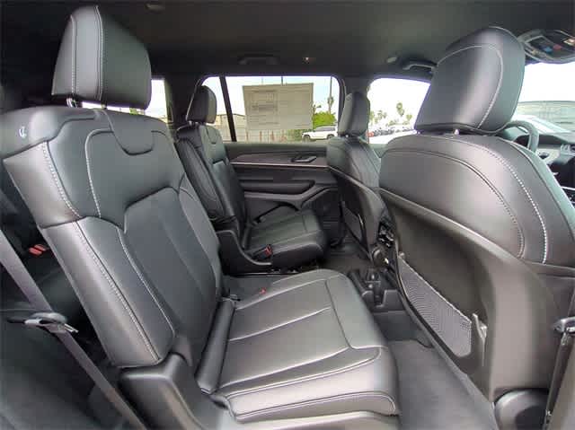 Thumbnail: 2025 Jeep Grand Cherokee - 20