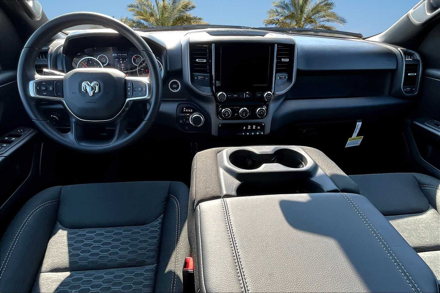 Thumbnail: 2025 RAM 1500 - 10