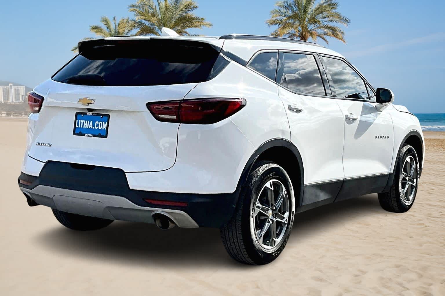 Thumbnail: 2023 Chevrolet Blazer - 23