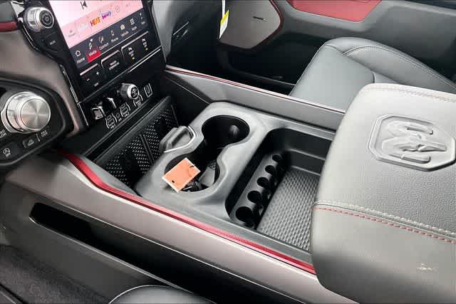 Thumbnail: 2026 RAM 1500 - 17