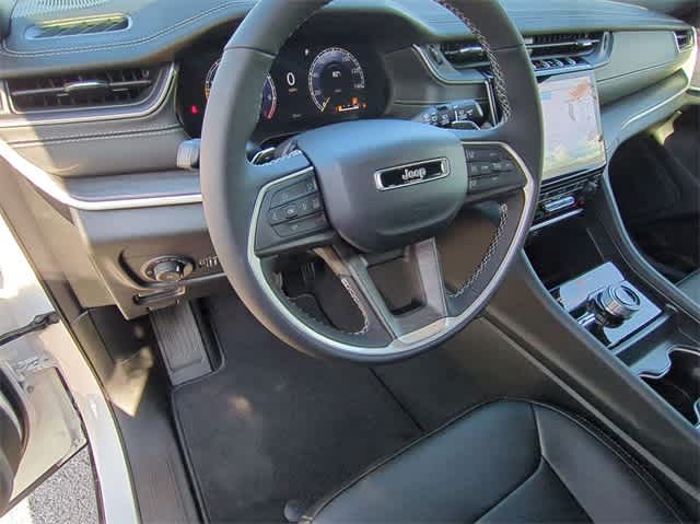 Thumbnail: 2025 Jeep Grand Cherokee - 10