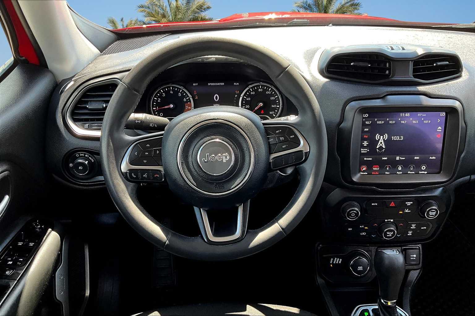 Thumbnail: 2022 Jeep Renegade - 15