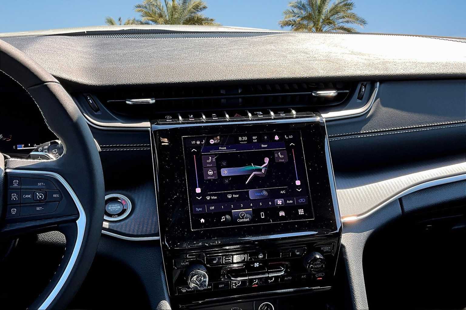 Thumbnail: 2025 Jeep Grand Cherokee - 15