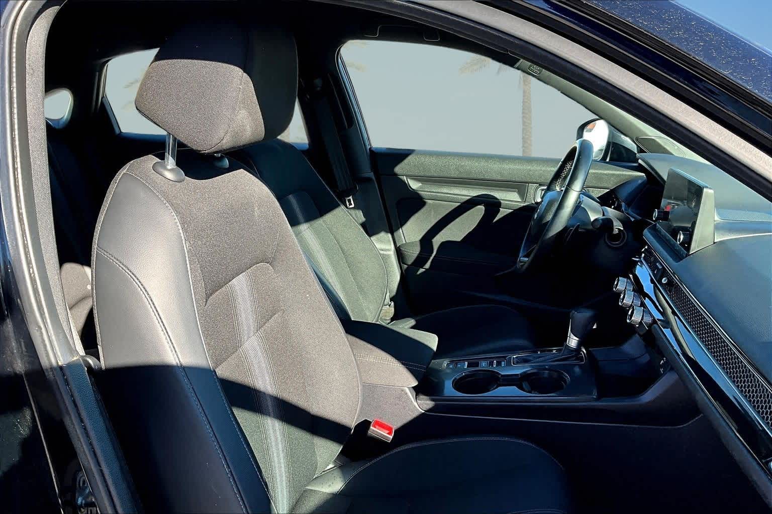 Thumbnail: 2024 Honda Civic - 14