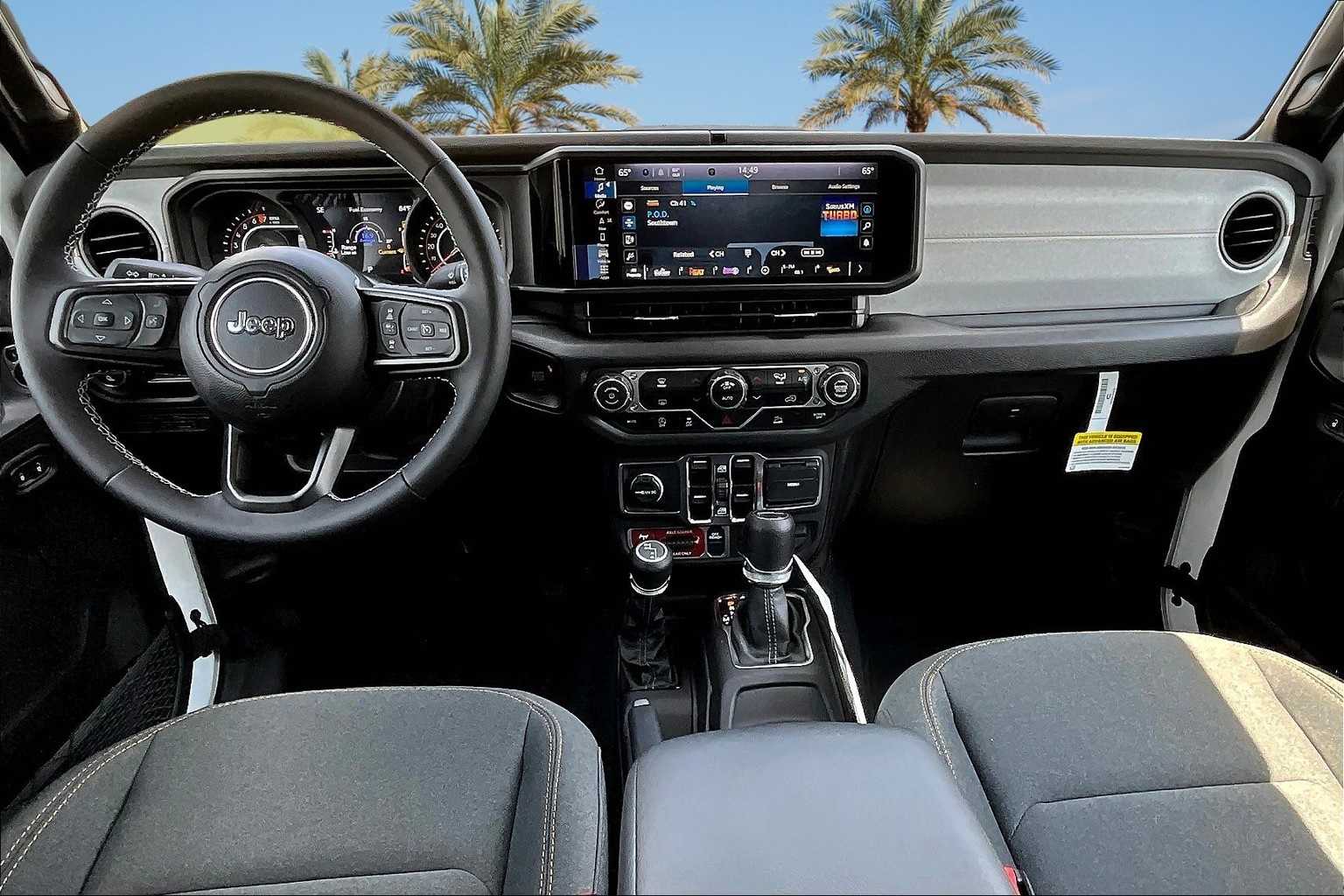 Thumbnail: 2025 Jeep Gladiator - 8