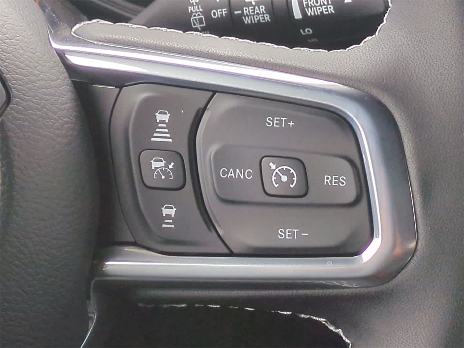 Thumbnail: 2025 Jeep Wrangler - 25