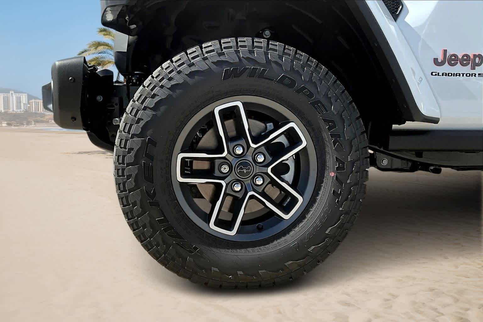 Thumbnail: 2026 Jeep Gladiator - 8