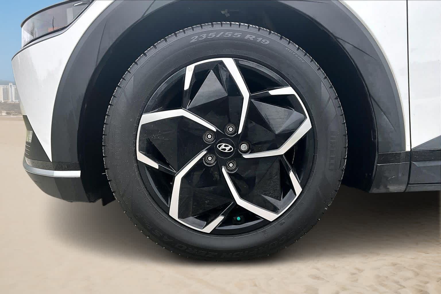 Thumbnail: 2023 Hyundai Ioniq 5 - 7