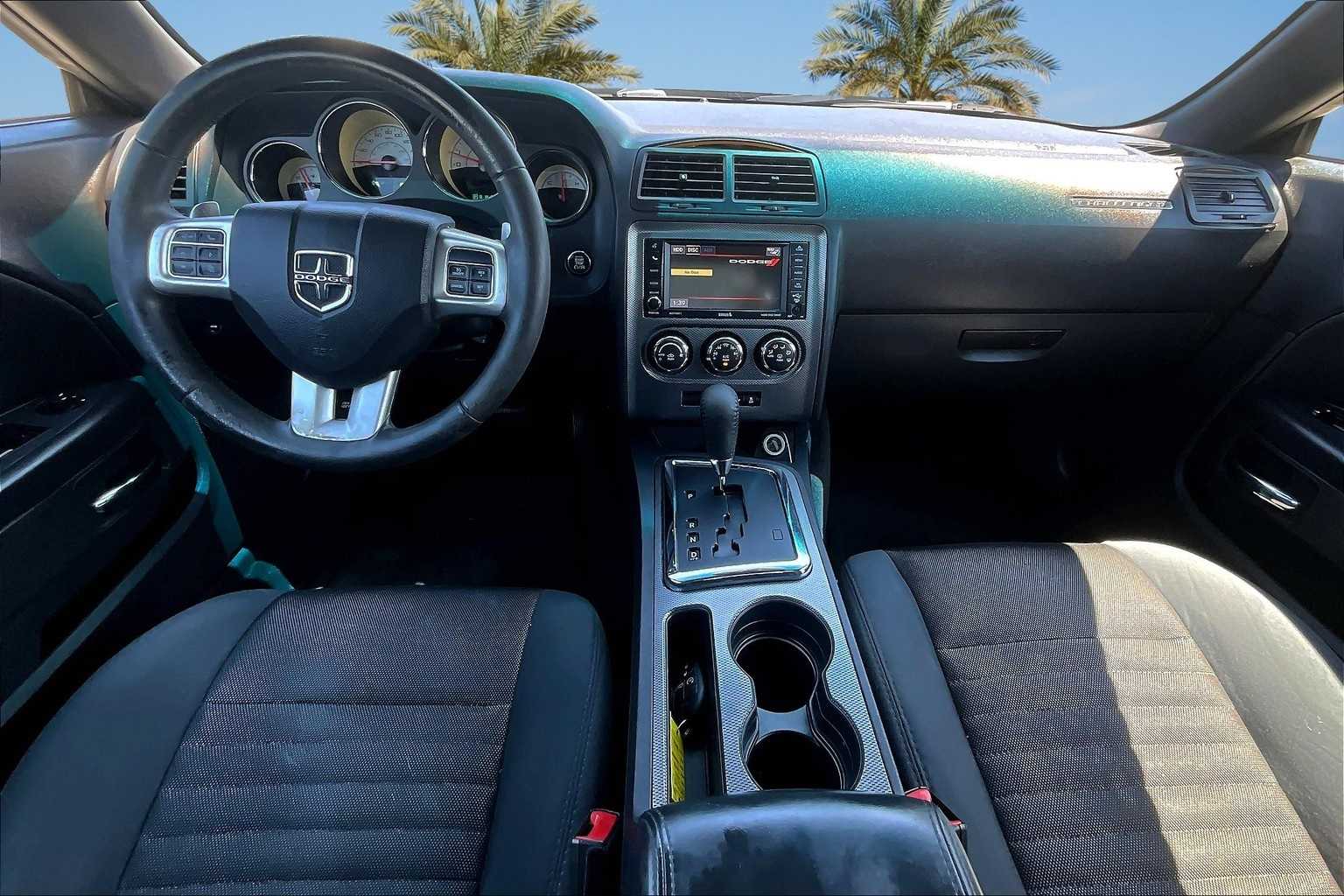 Thumbnail: 2014 Dodge Challenger - 10
