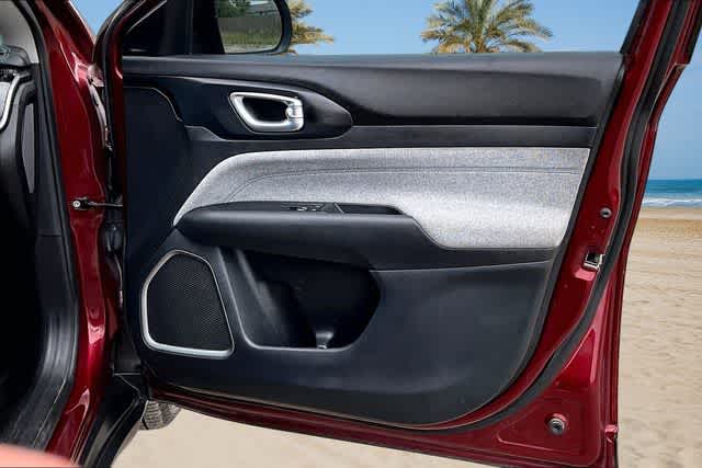 Thumbnail: 2022 Jeep Compass - 28