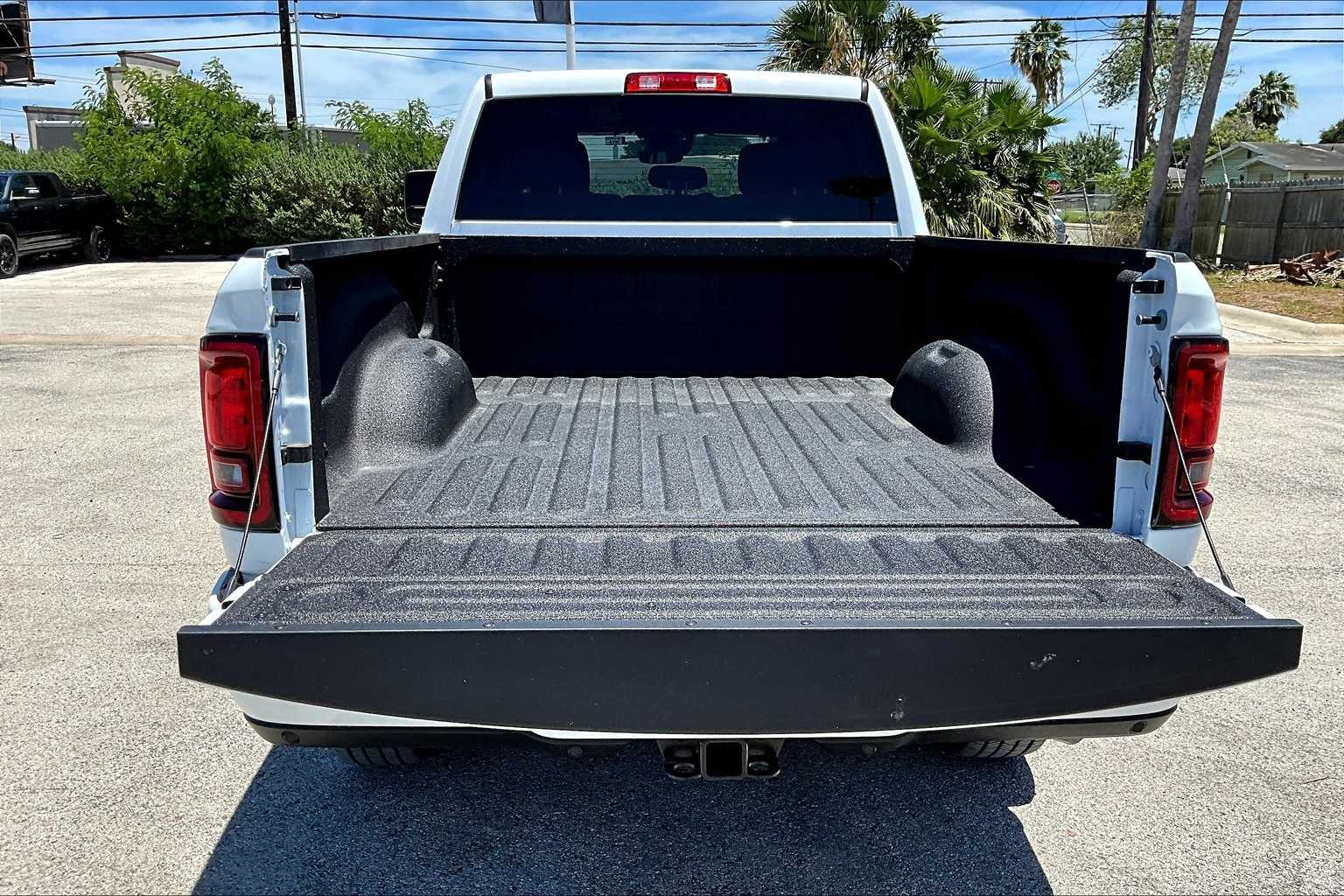 Thumbnail: 2025 RAM 2500 - 18