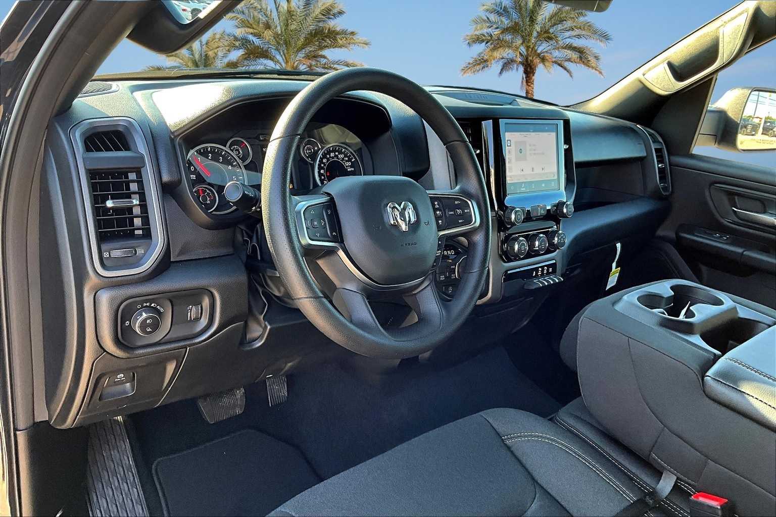 Thumbnail: 2025 RAM 1500 - 2