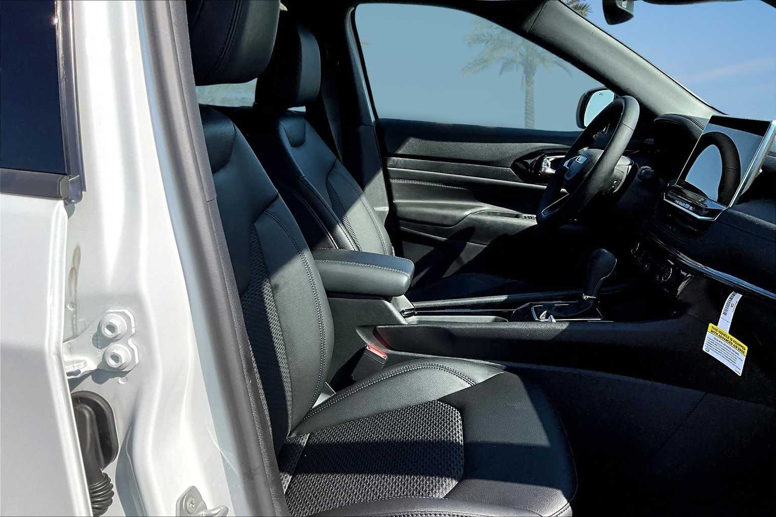 Thumbnail: 2026 Jeep Compass - 13