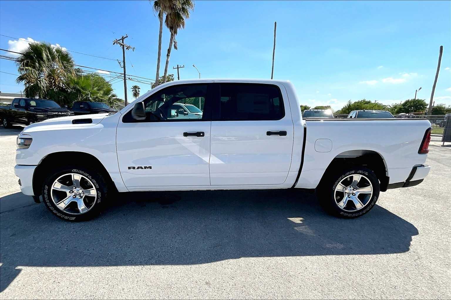 Thumbnail: 2025 RAM 1500 - 3