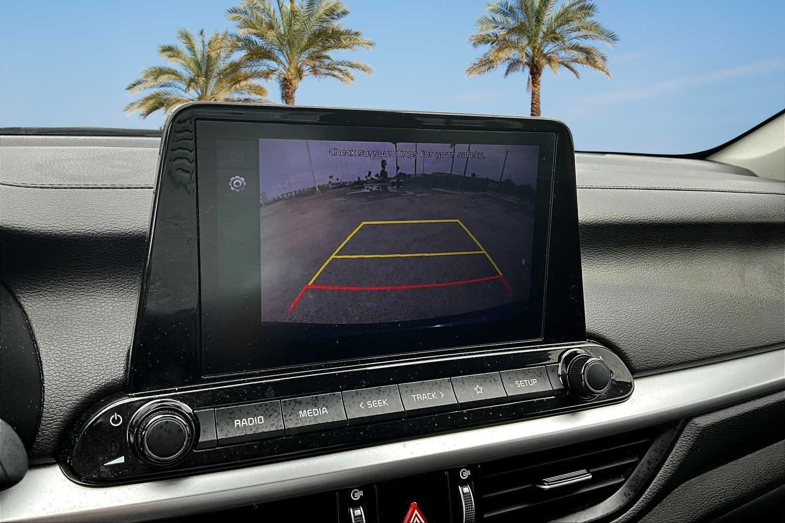 Thumbnail: 2022 Kia Forte - 27