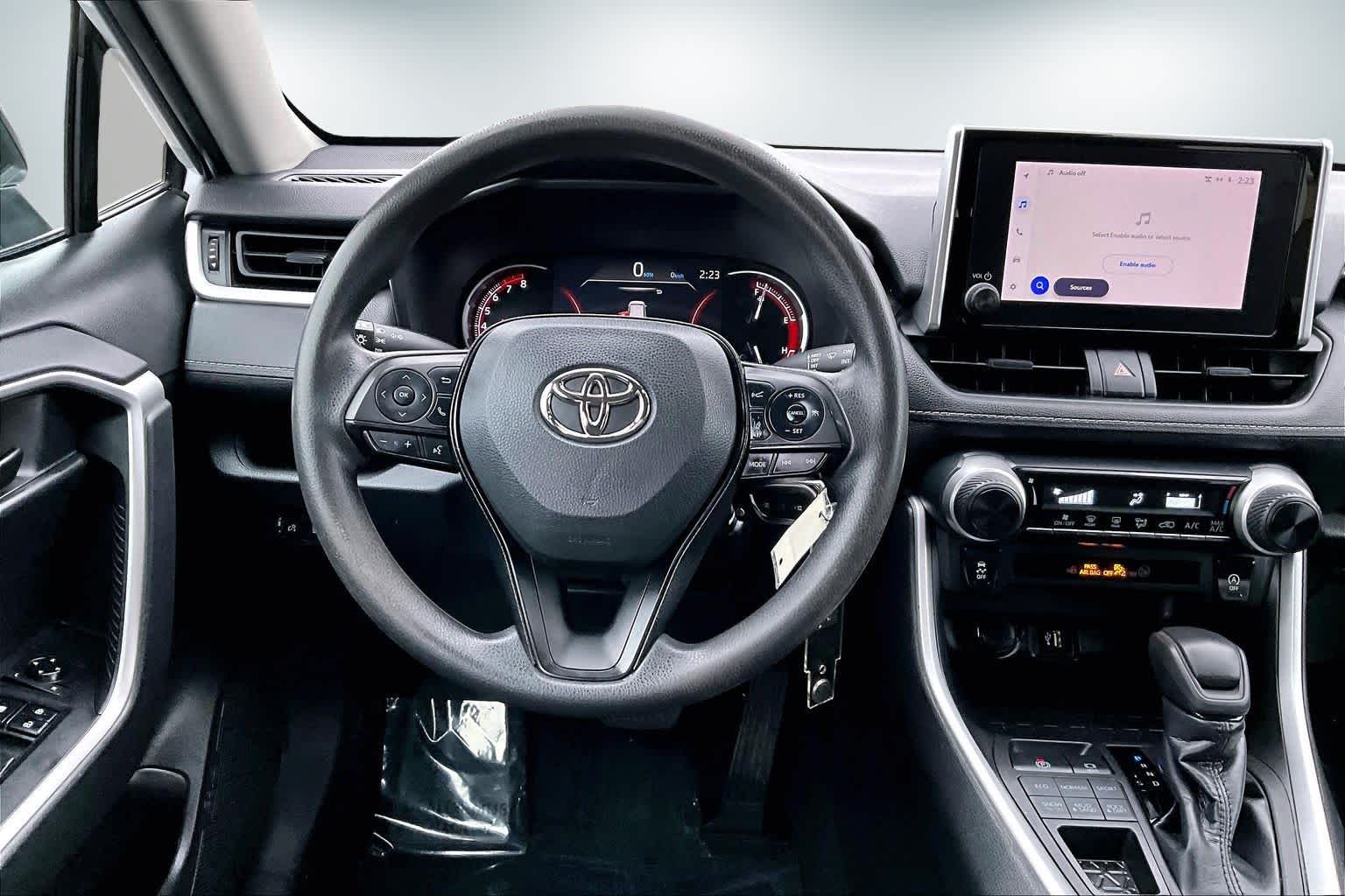 Thumbnail: 2023 Toyota RAV4 - 14