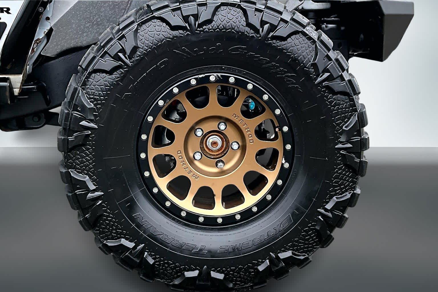 Thumbnail: 2017 Jeep Wrangler - 30