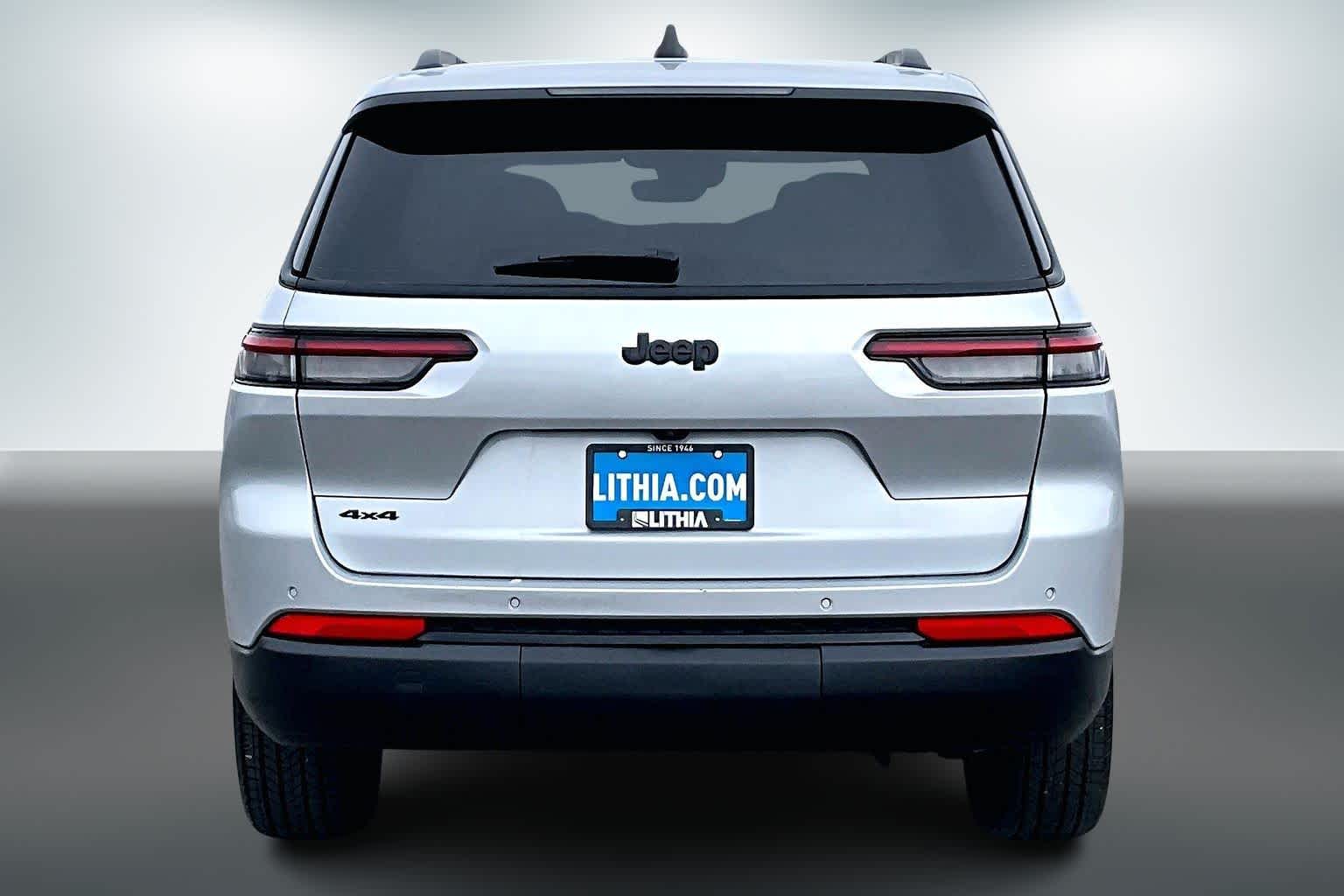 Thumbnail: 2024 Jeep Grand Cherokee L - 5