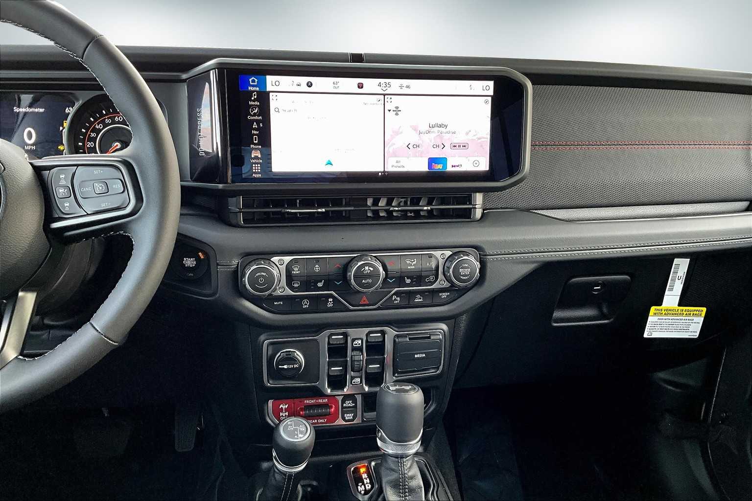 Thumbnail: 2025 Jeep Wrangler - 16