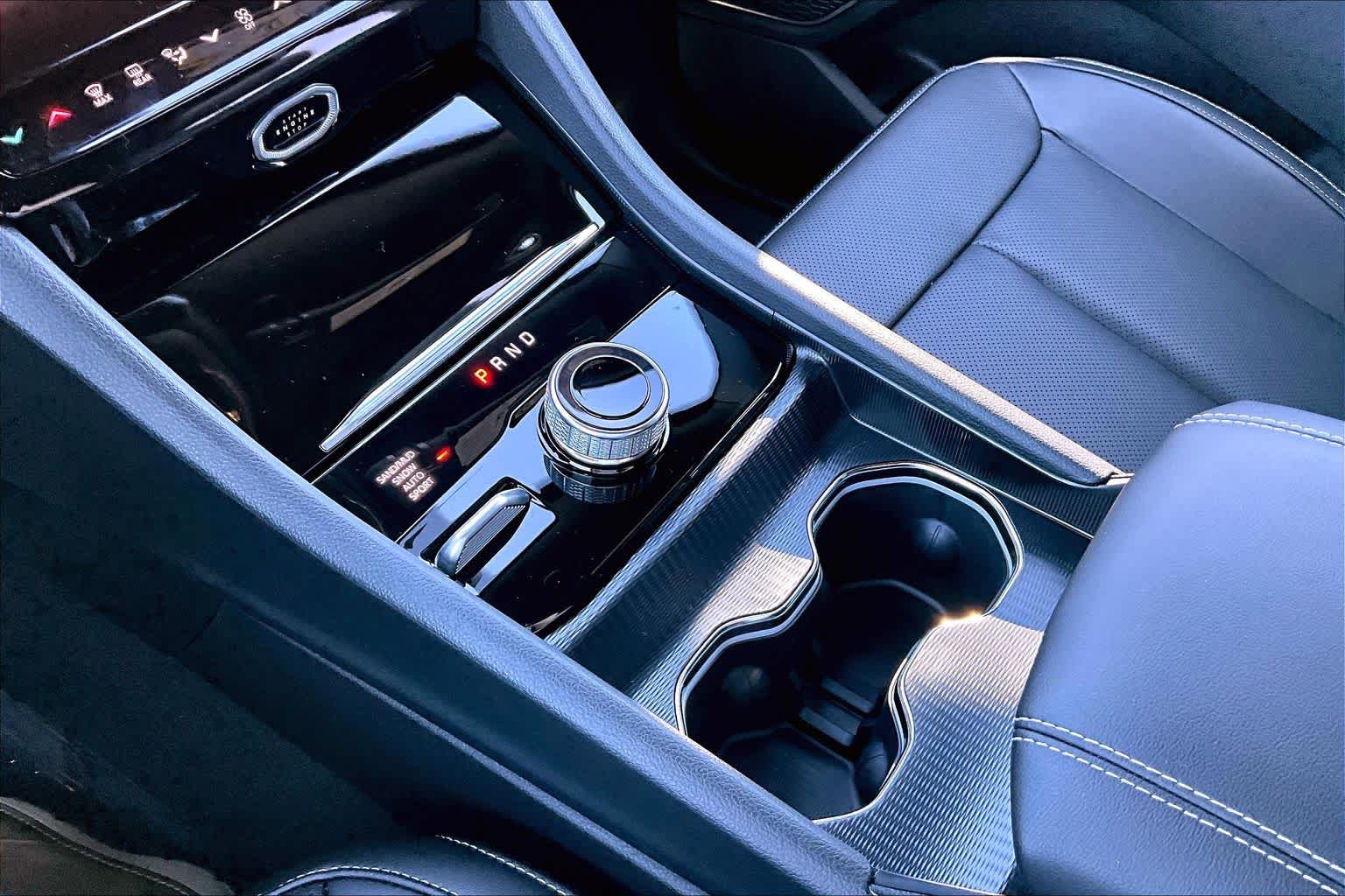 Thumbnail: 2026 Jeep Grand Cherokee - 17