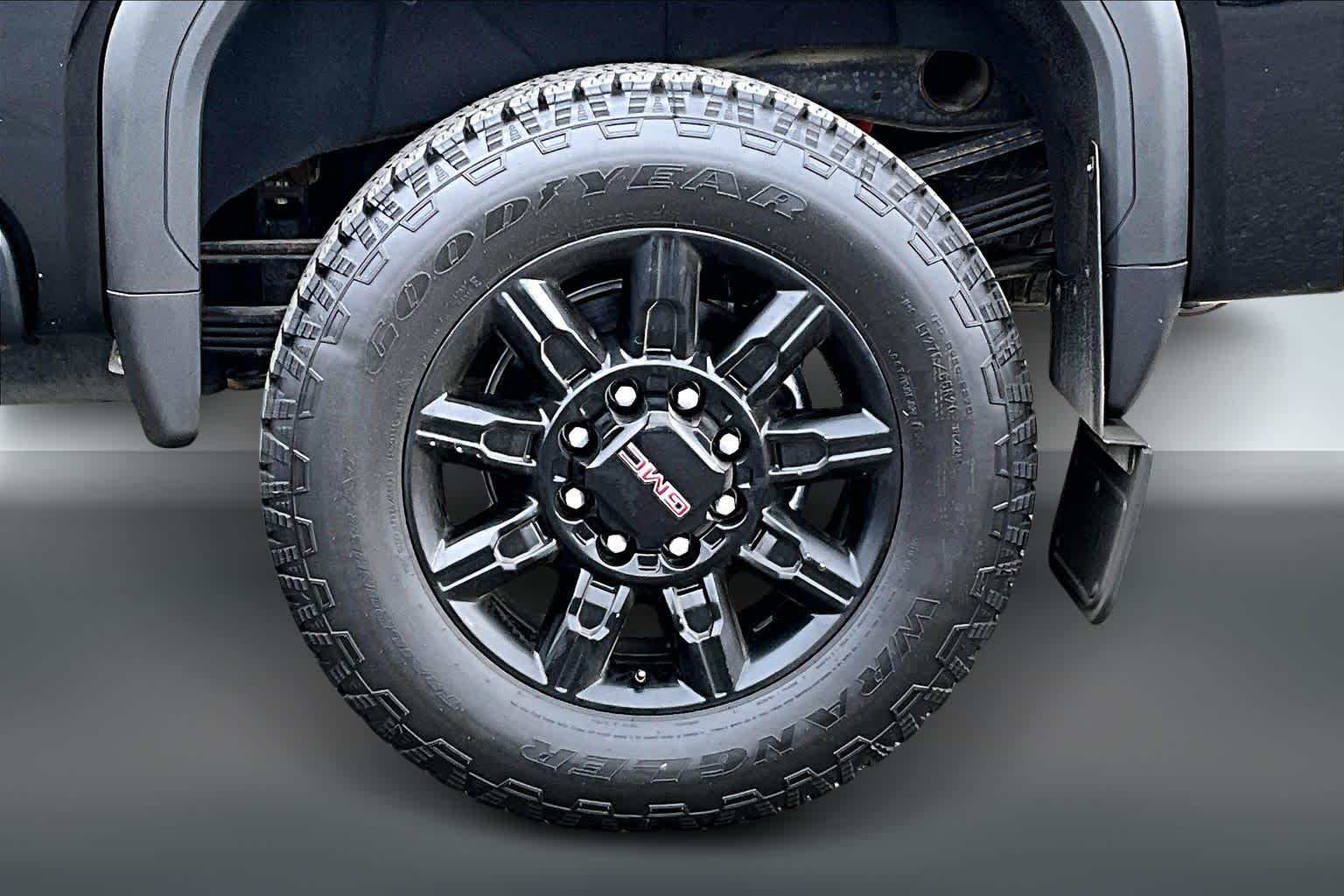 Thumbnail: 2024 GMC Sierra 2500 - 33