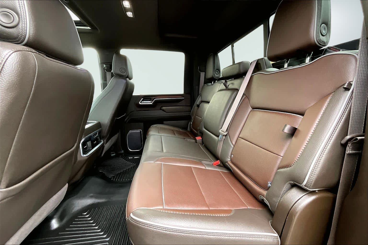 Thumbnail: 2024 GMC Sierra 3500 - 28