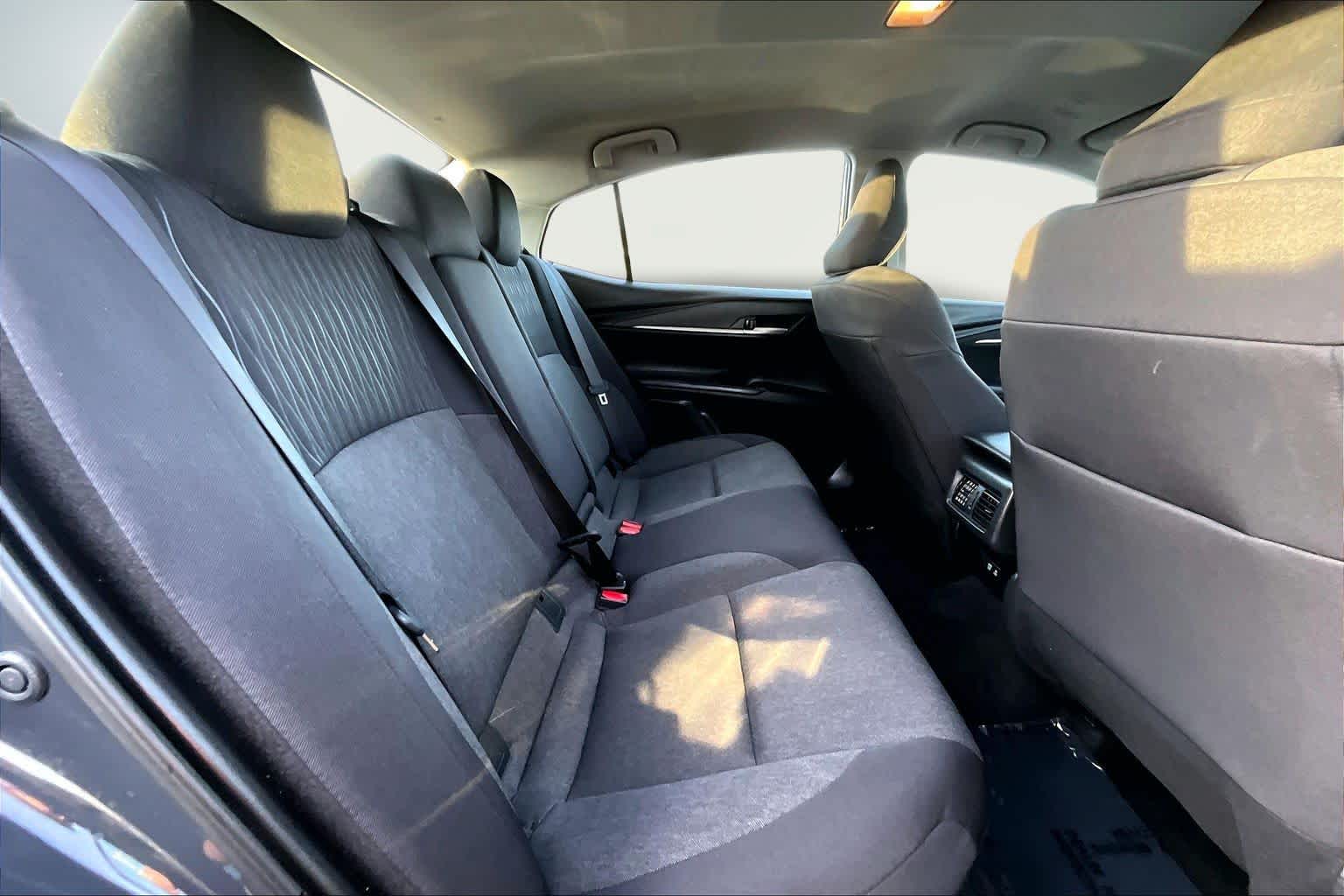 Thumbnail: 2025 Toyota Camry - 27