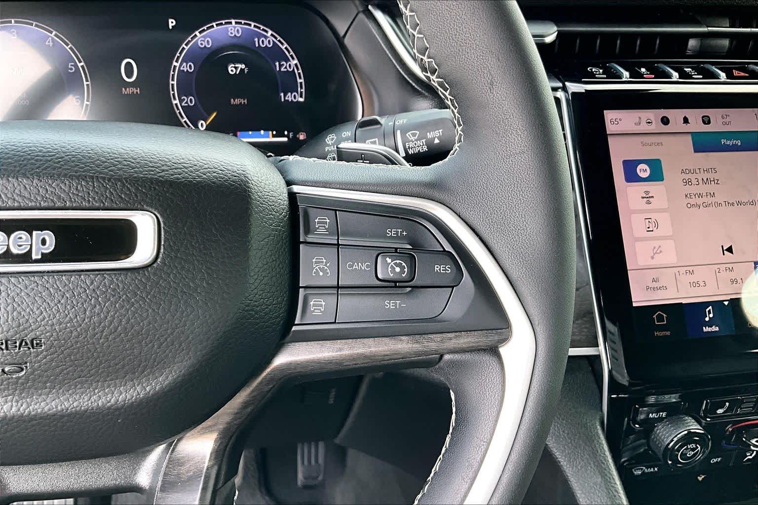 Thumbnail: 2023 Jeep Grand Cherokee - 25