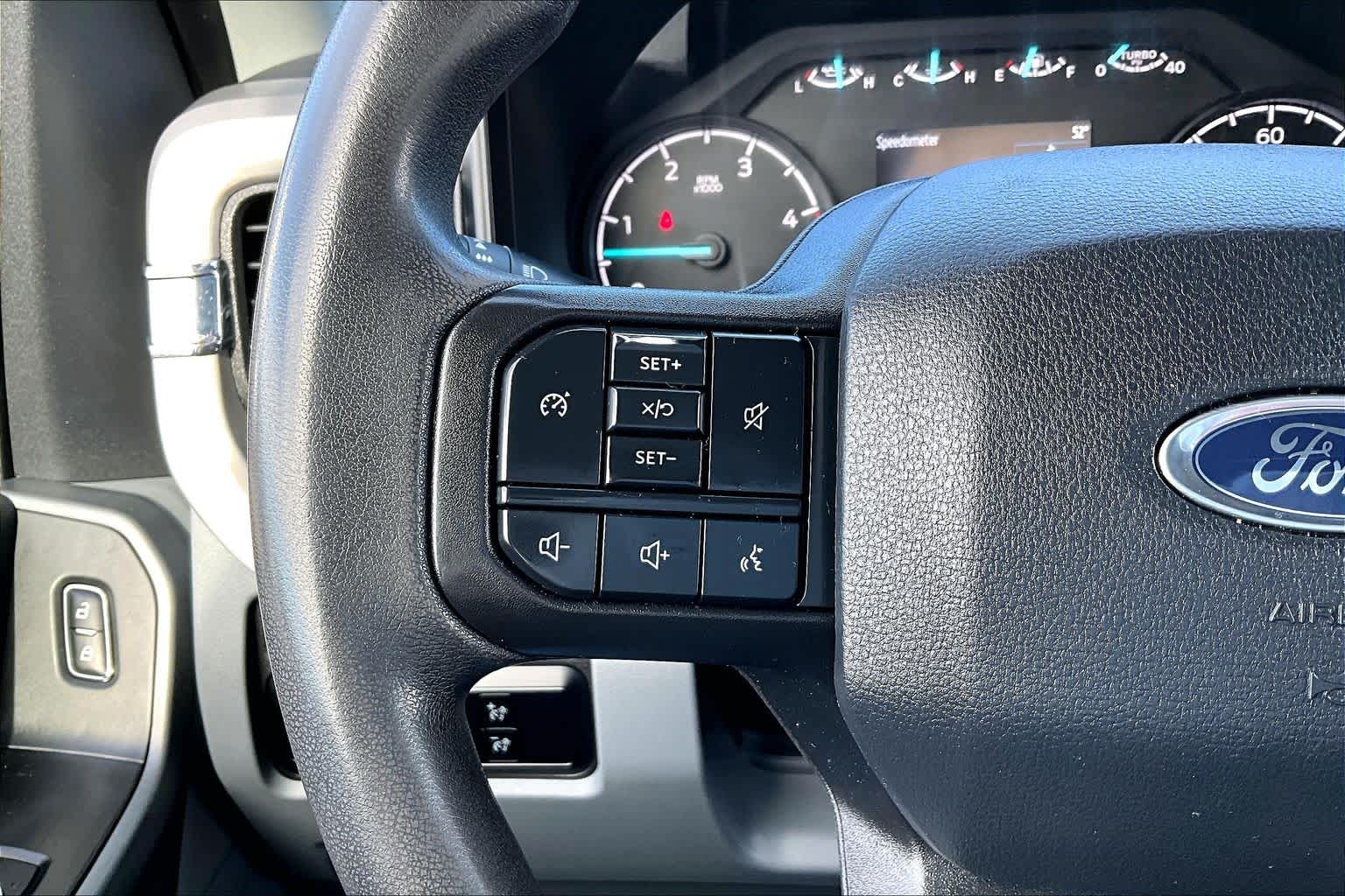 Thumbnail: 2024 Ford Econoline - 24