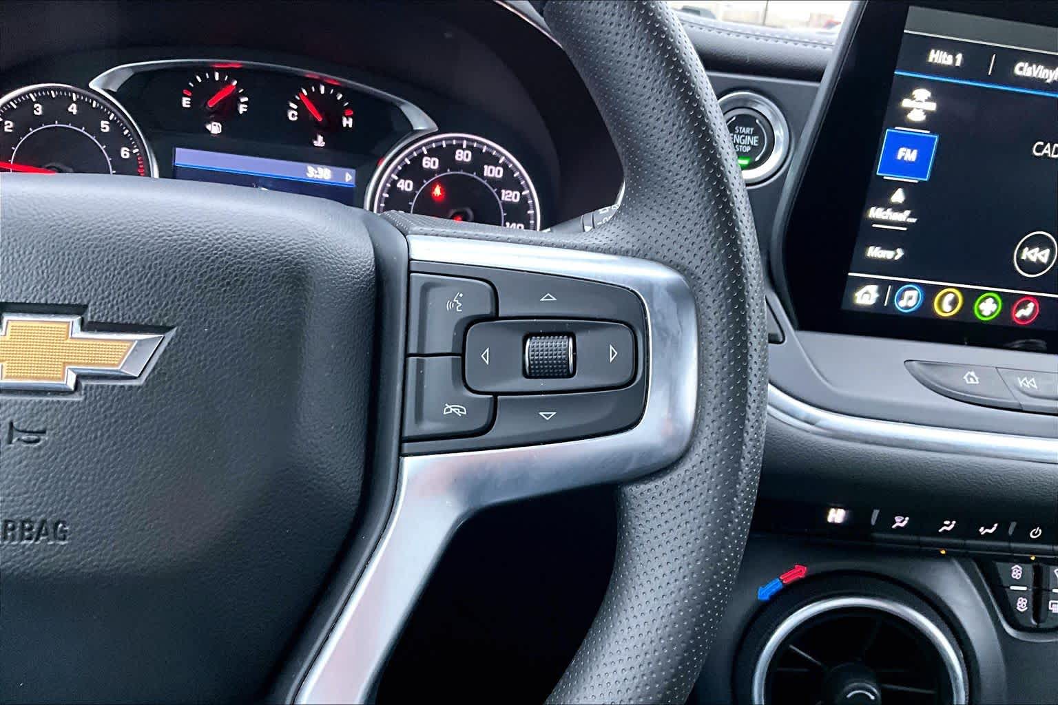 Thumbnail: 2023 Chevrolet Blazer - 25