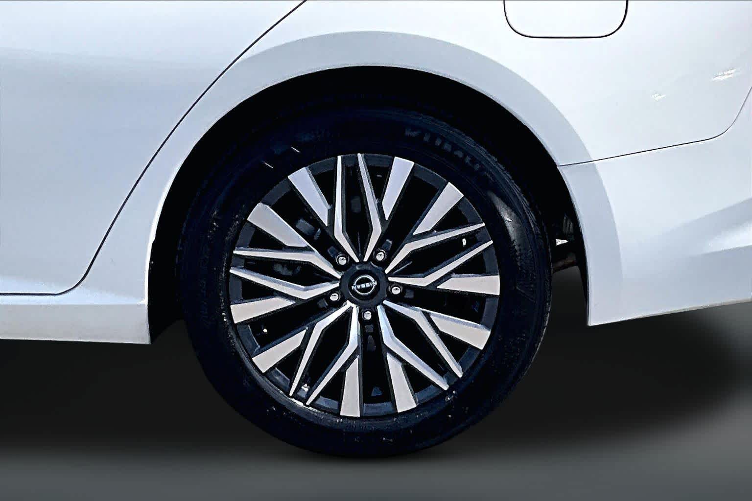 Thumbnail: 2025 Nissan Altima - 34