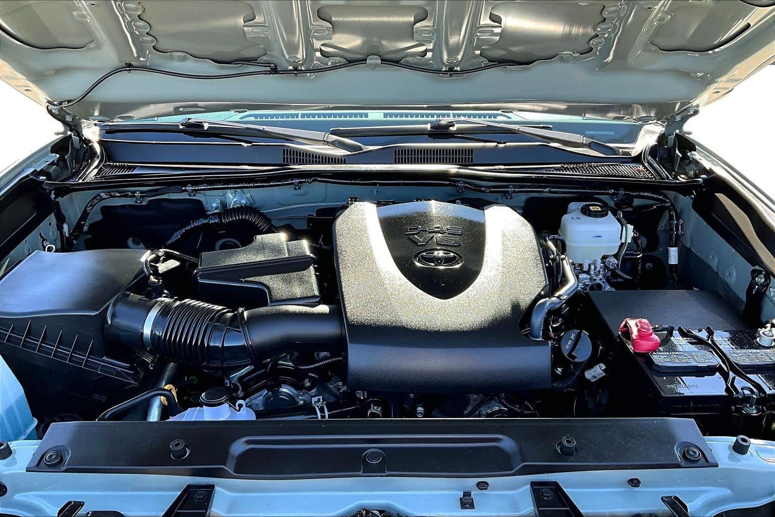 Thumbnail: 2023 Toyota Tacoma - 9