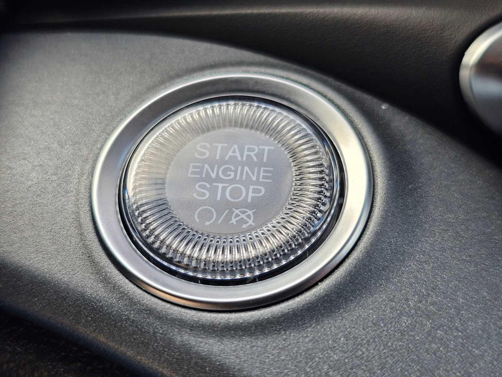 Thumbnail: 2024 Fiat 500e - 20