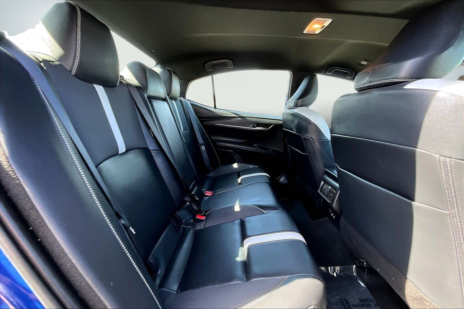 Thumbnail: 2025 Toyota Camry - 30