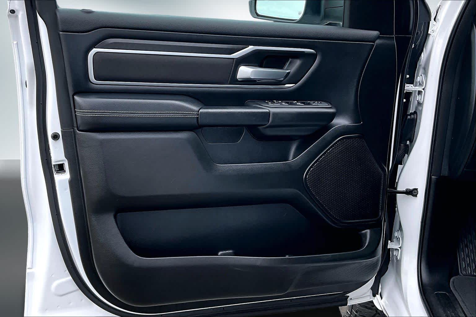 Thumbnail: 2025 RAM 1500 - 27