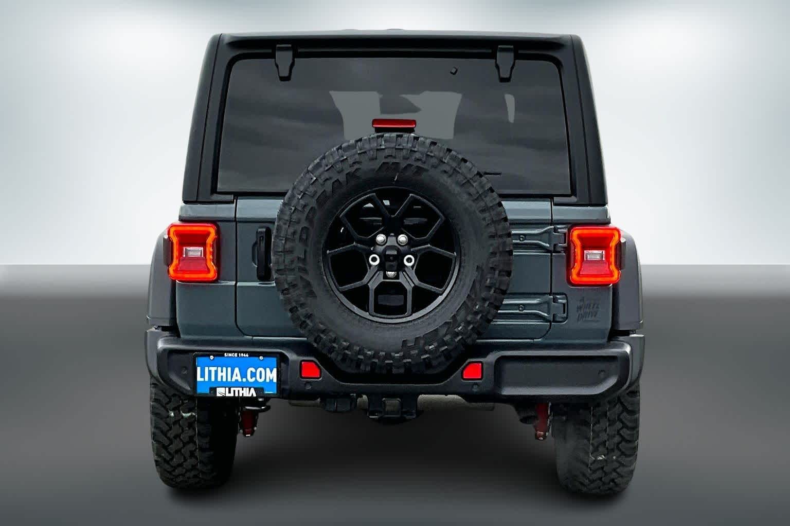 Thumbnail: 2026 Jeep Wrangler - 5