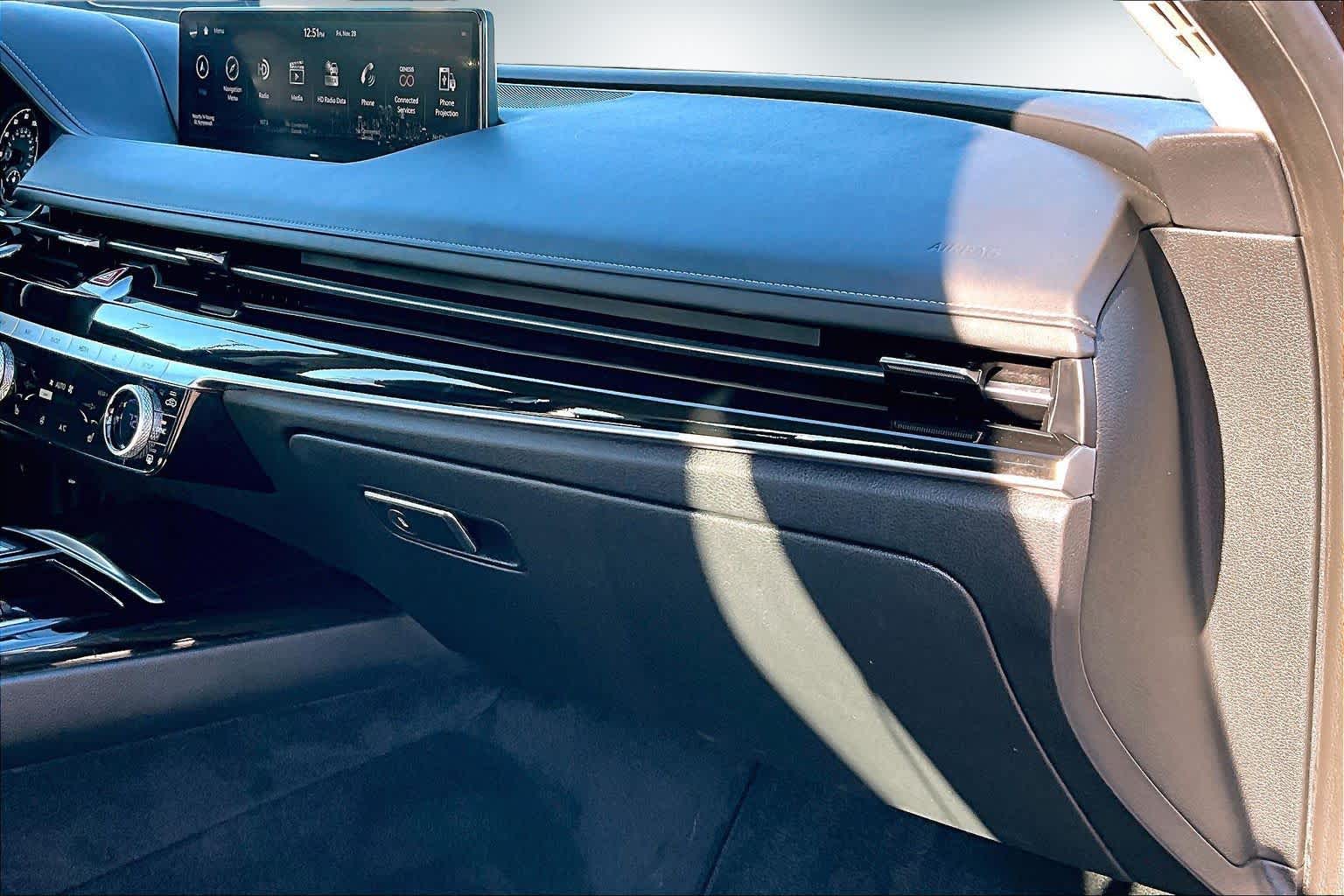 Thumbnail: 2023 Genesis G80 - 23