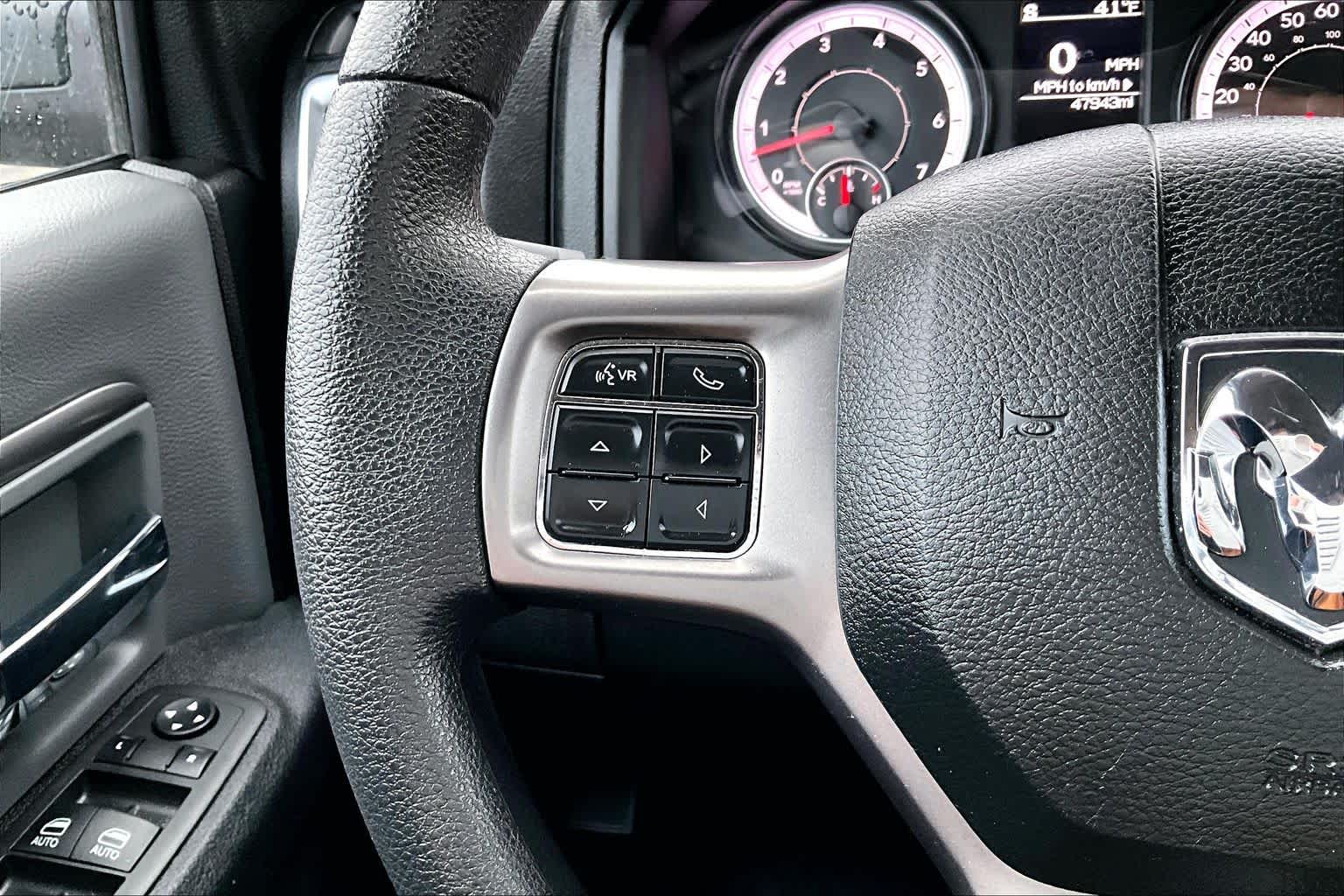 Thumbnail: 2022 RAM 1500 Classic - 24